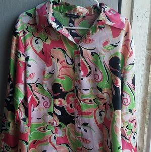 Violet & Claire Colorful Floral Blouse